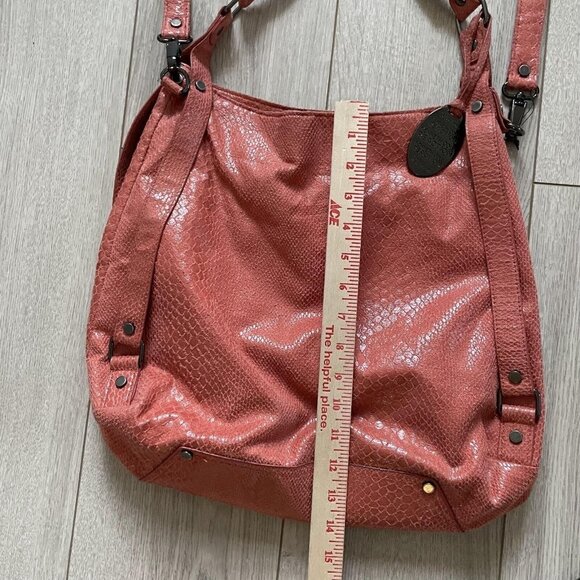 Kenneth Cole Reaction Faux Leather Crossbody Bag Snake Embossed Studded Orange - Picture 6 of 12